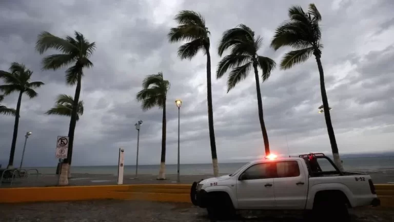‘Extremely Dangerous’ Hurricane Lidia Hits Mexico’s Pacific Coast