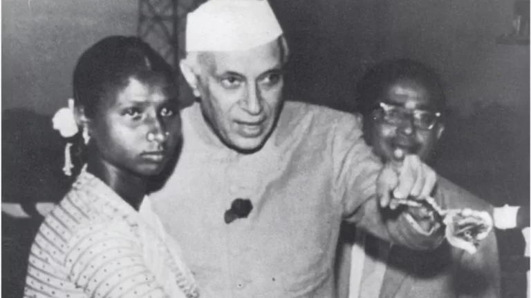 Budhini Manjhiyain: The Indian Tribal Woman Exiled For Garlanding Nehru