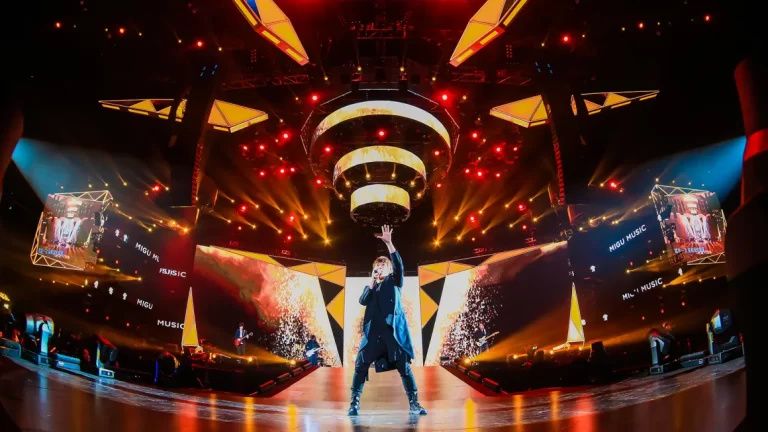 Popular Taiwanese Rock Band Mayday Investigated For Lip-Synching In China