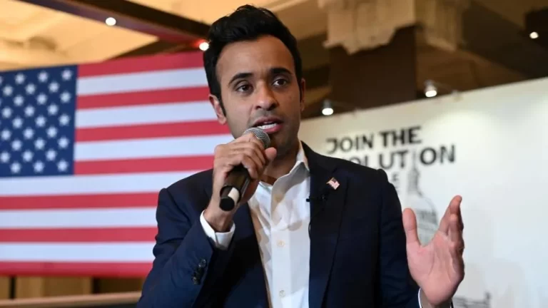 Iowa Caucuses 2024: Vivek Ramaswamy Suspends Campaign And Endorses Trump