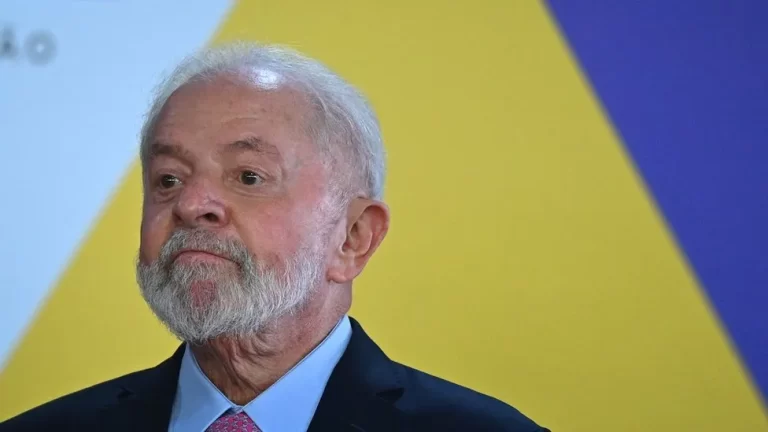 Brazil’s Lula Sacks Deputy Intelligence Chief Amid Spying Probe