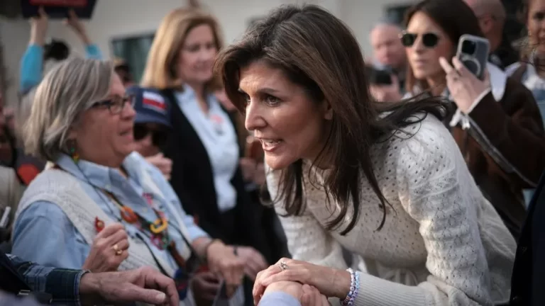 Alabama IVF Ruling a Political Gift For Democrats, Headache For Republicans